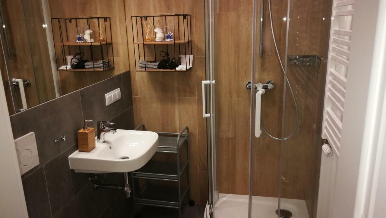 Labo Apartment Dzialdowska Варшава Экстерьер фото